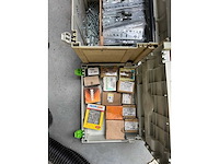 Bevestigingen/schroeven - various contractor materials - afbeelding 4 van  4