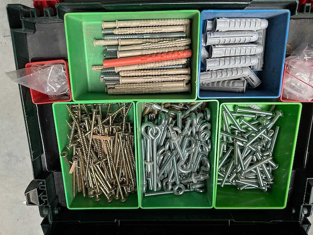 Bevestigingen/schroeven - various contractor materials - afbeelding 2 van  3