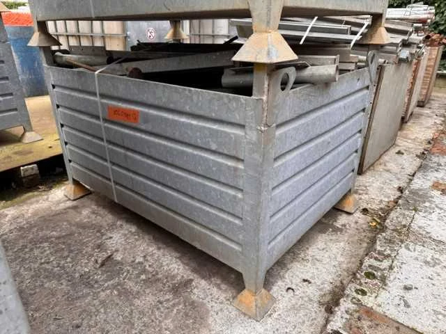 Bevestiging/leuninghouder - voor rand beveiliging (draadstangen) in metalen bak - bouw- en bevestigingsmateriaal (25x) - afbeelding 1 van  2