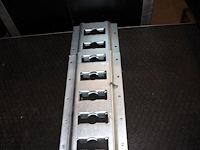Bevestigingrail bestelwagen - afbeelding 3 van  4