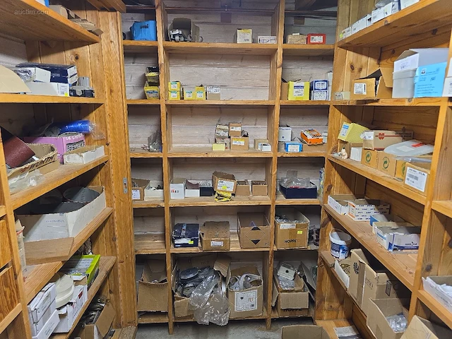 Bevestigings en montagemateriaal - afbeelding 1 van  25