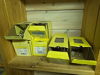 Bevestigings en montagemateriaal - afbeelding 13 van  25