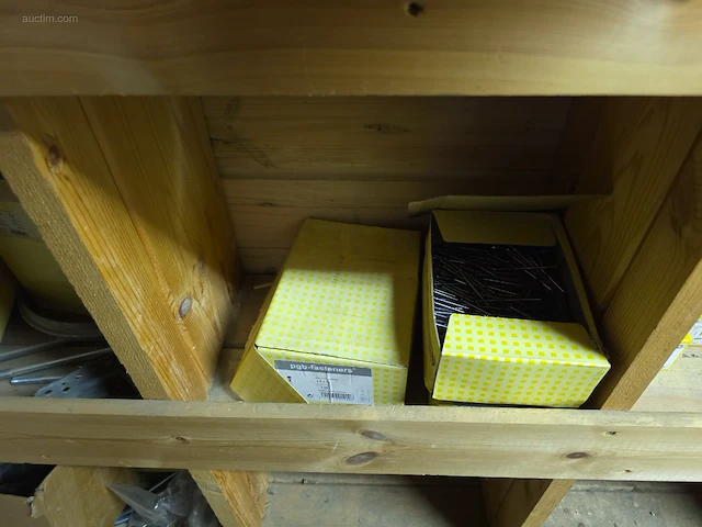 Bevestigings en montagemateriaal - afbeelding 16 van  25