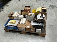 Bevestigingsmateriaal - afbeelding 1 van  14