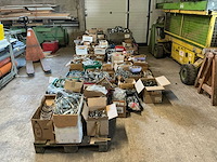 Bevestigingsmateriaal - afbeelding 1 van  16