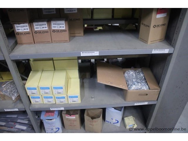 Bevestigingsmaterialen en metalen profielen, dozen en zakken - afbeelding 3 van  5