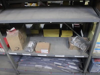 Bevestigingsmaterialen en metalen profielen, dozen en zakken - afbeelding 4 van  5