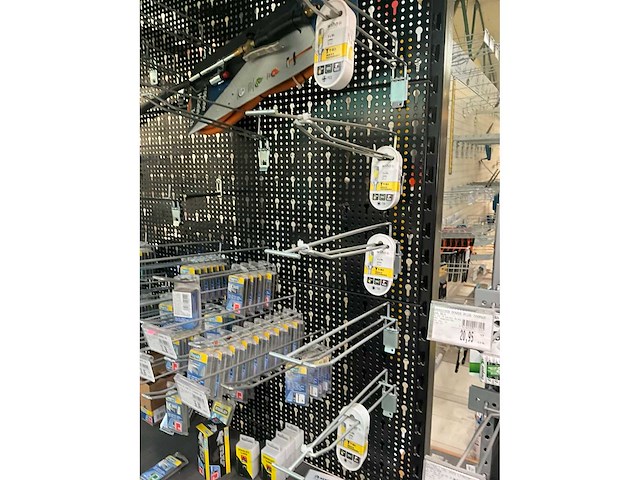 Bevestigingsmaterialen, handzagen en batterijen - afbeelding 8 van  34