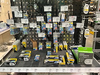 Bevestigingsmaterialen, handzagen en batterijen - afbeelding 30 van  34