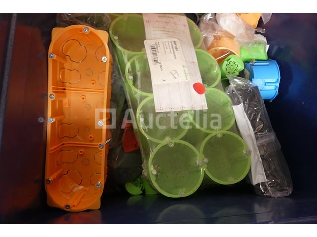 Bevestigingsmiddelen en elektrische apparatuur - afbeelding 5 van  37