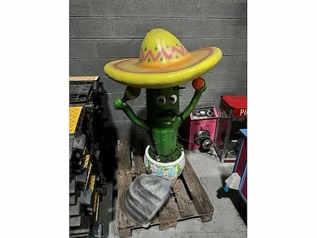 Bewegende cactus in latex (te herstellen) - afbeelding 1 van  6