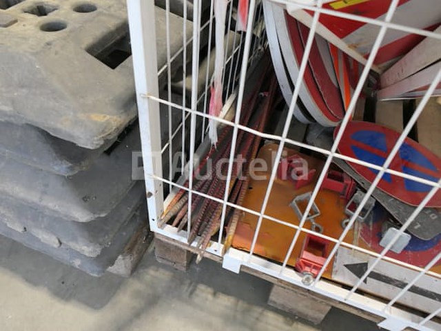 Bewegwijzering op de bouwplaats - afbeelding 6 van  10