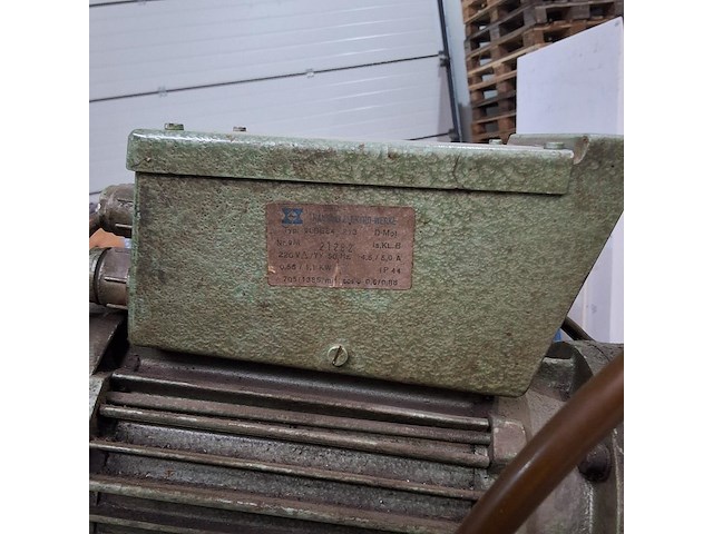 Bewo afkortzaagmahchine metaal - afbeelding 6 van  7