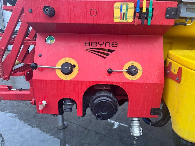 Beyne - python27/3000/280/9 - sprayer - 2014 - afbeelding 4 van  17