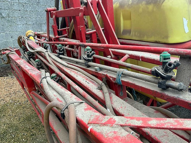 Beyne 18m veldspuit - afbeelding 5 van  15