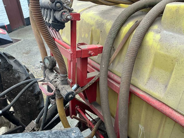 Beyne 18m veldspuit - afbeelding 6 van  15