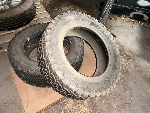Bf goodrich baja champion all-terrain 265/60r18 (2x) - afbeelding 1 van  3