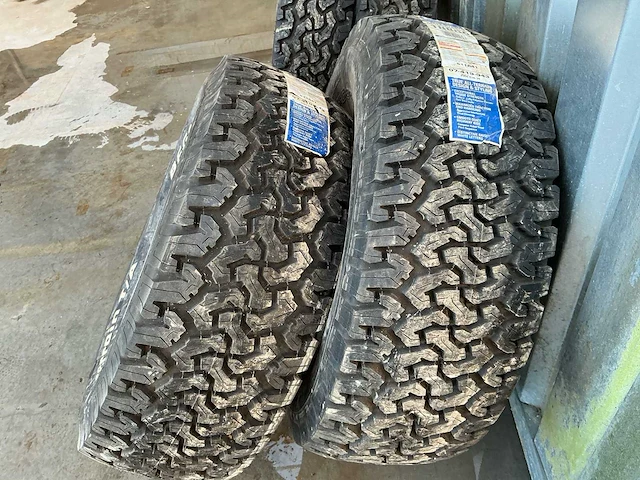 Bf goodrich radial all-terrain t/a autoband - afbeelding 3 van  4