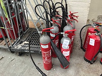 Bgs co2 brandblusser (8x) - afbeelding 1 van  2