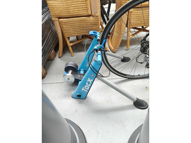 Bianchi - wielrennen: koersfiets met rolsysteem tacx - afbeelding 5 van  5