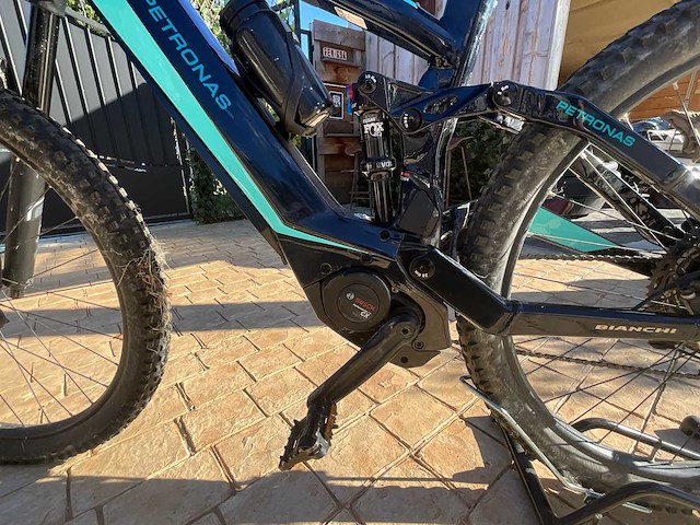 Bianchi elektrische mountainbike elektrische fiets - afbeelding 9 van  9