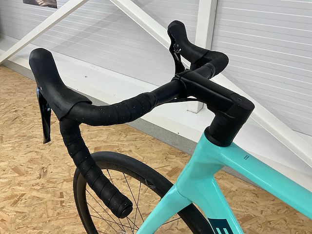 Bianchi infinito racefiets - afbeelding 3 van  10