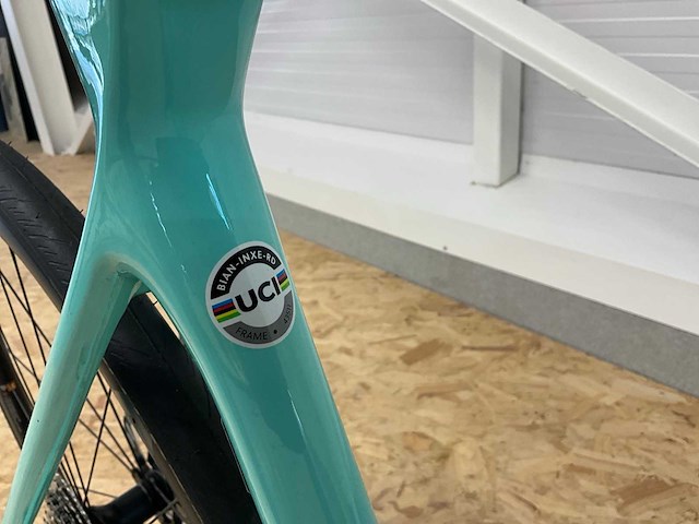 Bianchi infinito racefiets - afbeelding 10 van  10