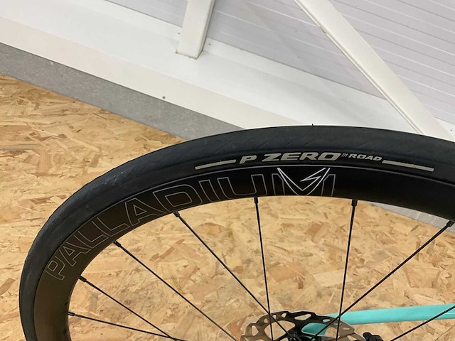 Bianchi specialissima comp racefiets - afbeelding 9 van  9