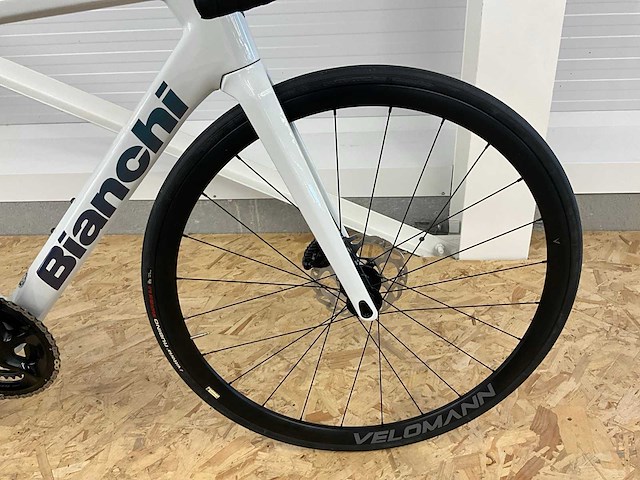 Bianchi sprint racefiets - afbeelding 6 van  9