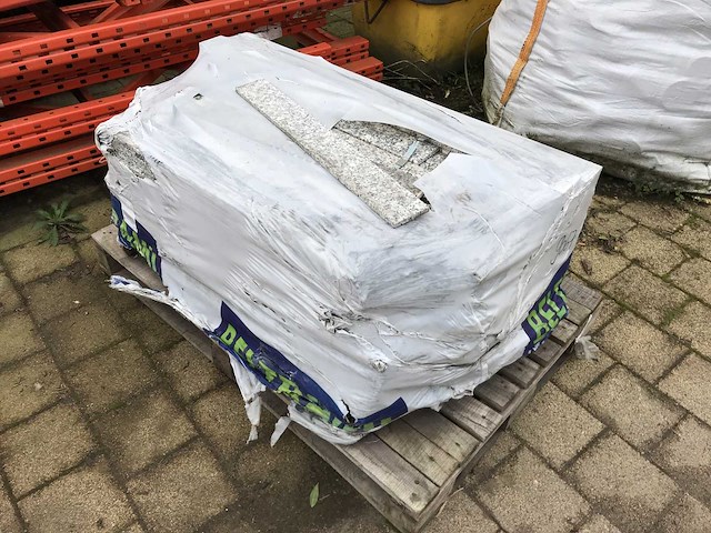 Bianco perla plinten ca. 200lm - afbeelding 2 van  2