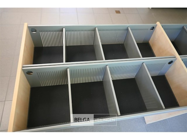 Bibliotheekbak met vakverdeling - afbeelding 3 van  4