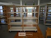 Bibliotheekrek op wielen - afbeelding 2 van  5