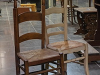 Bid-biechtstoel met 2 kerkstoelen - afbeelding 3 van  3