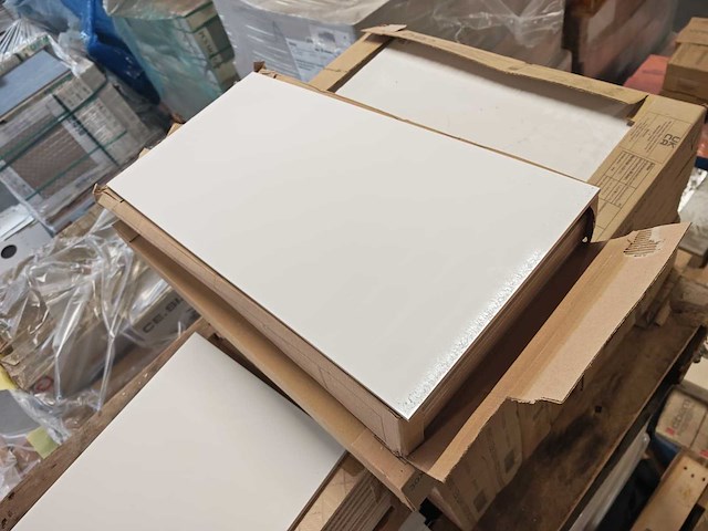Bien glans wit wandtegel 30x60 cm 17,46 m² - afbeelding 6 van  7