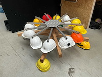 Bierhelmen race spel - afbeelding 1 van  2