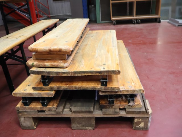 Biertafel met bank (x2) - afbeelding 5 van  5
