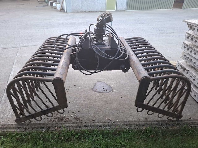 Bieten grapple hydraulisch met rotator andere landbouwmachines - afbeelding 3 van  4