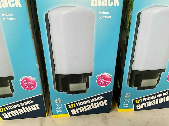 Big bright buitenverlichting met bewegingssensor zwart (3x) - afbeelding 1 van  1