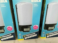 Big bright buitenverlichting met bewegingssensor zwart (3x) - afbeelding 1 van  1