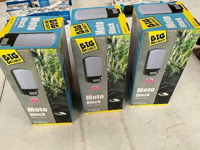 Big bright buitenverlichting met bewegingssensor zwart (3x) - afbeelding 3 van  4