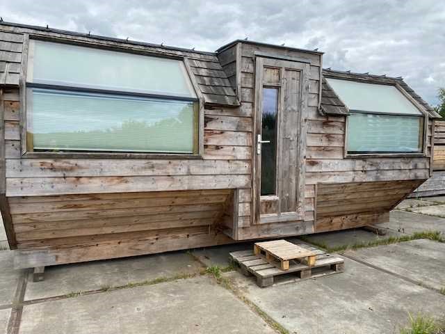 Bijenraat vormige cottage - afbeelding 1 van  16