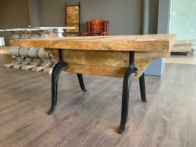 Bijzet tafel - afbeelding 1 van  4