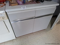 Bijzetkastje - afbeelding 1 van  1