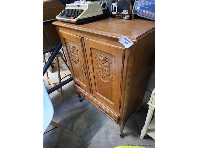 Bijzetkastje - afbeelding 1 van  1