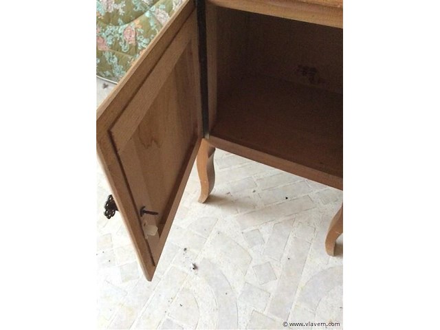Bijzetkastje - afbeelding 2 van  2