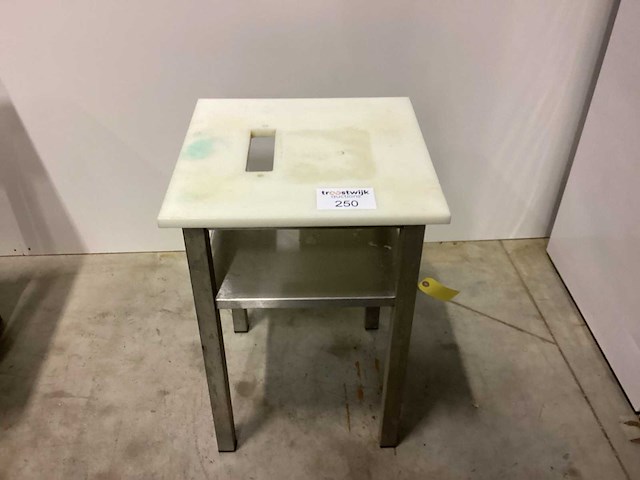Bijzettafel teflon blad overige opslag en handling - afbeelding 1 van  2