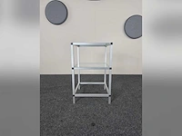 Bijzettafel