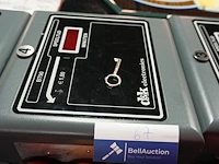 Biljartklok d&k electronics bt90 (speeltijd per minuut, met sleutel)