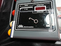 Biljartklok d&k electronics bt90 (speeltijd per minuut, met sleutel) - afbeelding 3 van  3
