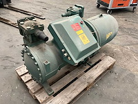 Bilzer csh8561-125y-40d koelcompressor - afbeelding 2 van  6